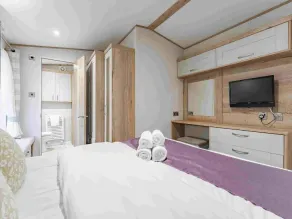 Bella's Retreat - Kelling Heath Holiday Park - 19669 - Chambre