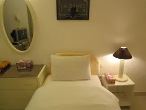 Qurum Beach Hotel - Room
