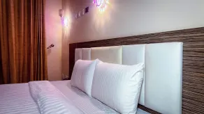 Mo-House Hotels and Events Centre - Room