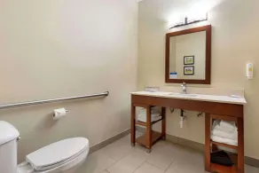 Comfort Suites Cedar Falls Industrial Park - Chambre