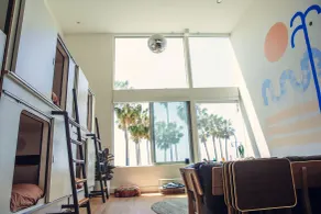 STAY OPEN Venice Beach - Room