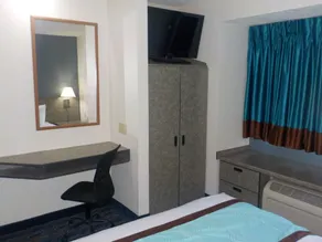 MJ INN and SUITES - Rum