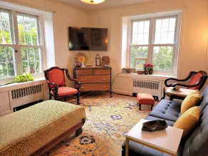 1st fl Luxury Apartment, Sanctuary of the Swan Wellness Whole Home Hotel - Rom