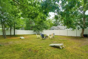 Charming Cape Cod Water-view Cottage - Interiör