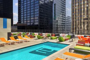 Aloft by Marriott Houston Downtown - Pool
