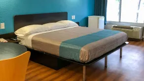 Motel 6-Daytona Beach, FL - Speedway - Habitación