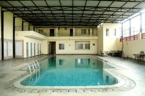 Roshan Haveli - Pool
