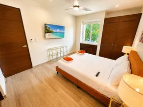 Marina view 3BR, pool, 7-min walk to beach - Camera