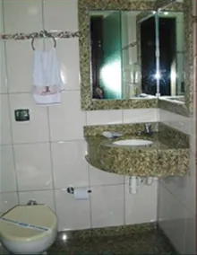 Hotel Três Poderes - Bathroom