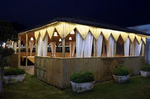 Urban Nature Farms - Restaurant