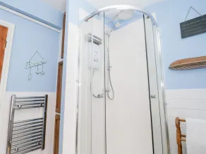 St Mary's Cottage - Bathroom
