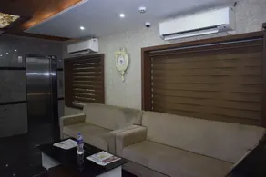Shri Subham Residency - Réception