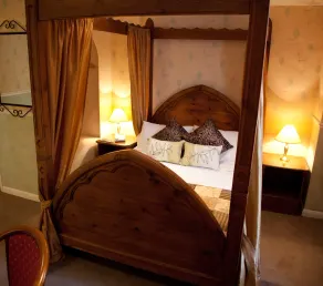 King Charles Hotel - Room
