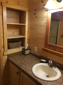 Adirondack Luxury Getaway - Image 4