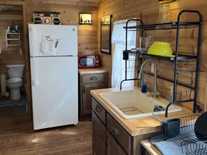 Incredible Lake Michigan views/sunsets. Intimate cottage with sandy beach. - Image 2