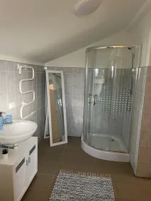 Het Hongaarse Wijnhuis - Image 4