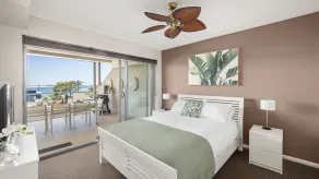Solaris – beach and ocean views - Image 2