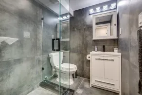 Vacation Home in Pickering - Image 4