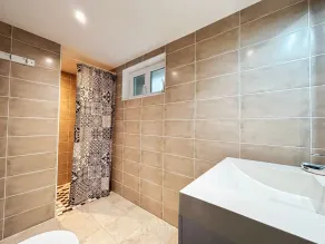 \"Spacious Gîte near Beauval Zoo - Family-Friendly with Private Courtyard and BBQ\" - Image 3