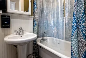 Gorman House-As Seen On HGTV's Fixer Upper Silos Downtown Baylor McLane Stadium - Image 4