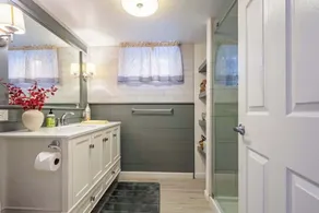Stunning modern 2 BD apt close to Christiana Hosp - Image 3