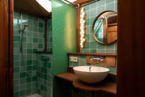 You can dream away in this unique suite! - Image 3
