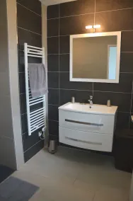 Graziosa casa su giardino chiuso, vicino ai servizi di connessione Wi-Erdeven - Image 2