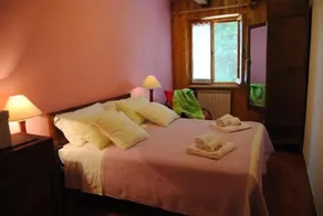 Casa privada con piscina privada y gran jardín cercado. Mascota Amigable - Image 3