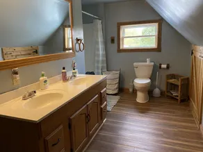 Saugany  Lake Life , 25 acres to roam, large spacious home - Image 4