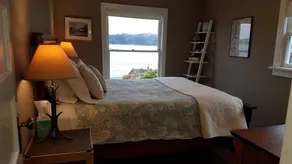 Sinclair Beach Cottage - Waterfront, Amazing Views! - Image 5