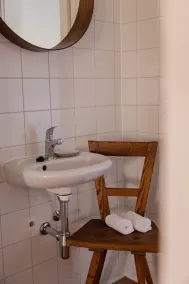 House - Image 4