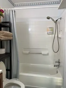 Private Room on Serene Property in Hilo - Image 3