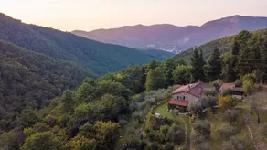 Villa Nel Bosco, charming Tuscan Retreat with Private Pool and View - Image 1