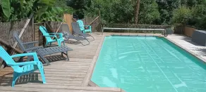 Caravan with shared pool - Image 5
