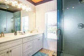 The Come Back Shack on the Ocean in Duck Key with Pool and loads of privacy 2 kayaks included - Image 3