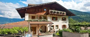 Holiday Apartment 'Rasnerhof Ferienwohnung Meran' with Mountain View, Balcony & Wi-Fi - Image 5