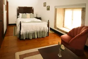 Courtyard House - Image 3