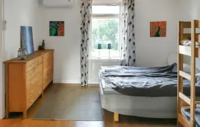 Fantastiskt hus med 4 sovrum i Klintehamn - Image 4