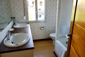 Komfortable, sonnige Wohnung nur einen Katzensprung, überspringen und springen zum Strand! - Image 4