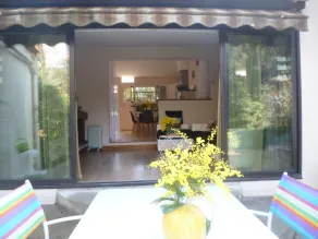 Adorable maison provençale dans domaine de standing sécurisé avec piscine . - Image 3