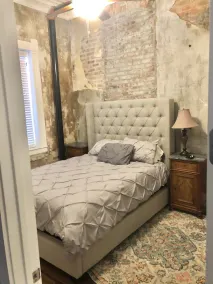Historic downtown apartment - Image 4