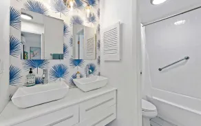 Serene Beach Condo- One Bedroom w/ Balcony - Image 3
