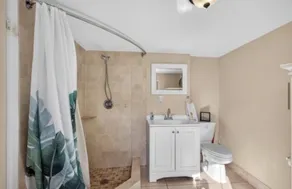 Pineapple Cove-Adorable Home W/ Private Tropical Pool/ close to Beach & Park - Image 3