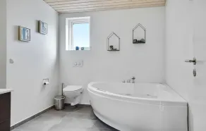 Lovely Home In Ørsted With Sauna - Image 4