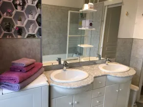 Grand appartement 6 pers., cadre calme, proche Nancy et Lunéville, toutes commodités, tout inclus - Image 5