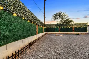 Phoenix Retreat - 1 Bedroom King Suite with 2 Smart TVs - 10 min from Airp - Unit B - Image 4