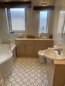 'Bay View' Absolute Seafront 3 Bedroom House with Breath-taking Sea Views. - Image 3