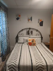 The Sycamore Nest - New Pet Friendly Retreat. 1 Mile to Lake Michigan! - Image 2