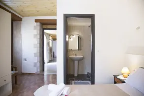 Villa Cardia an old mansion close to the sea, downtown Rethimno and Arkadi - Image 4