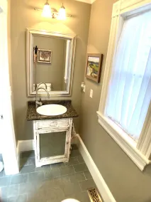 Perfect Newport Beach Getaway-Steps to Beach_Ocean Views_Very close to Downtown - Image 4